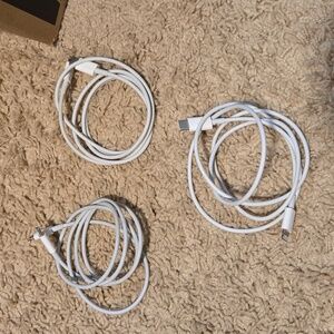 Apple USB C to Lighting Charging Cable‎ Bundle